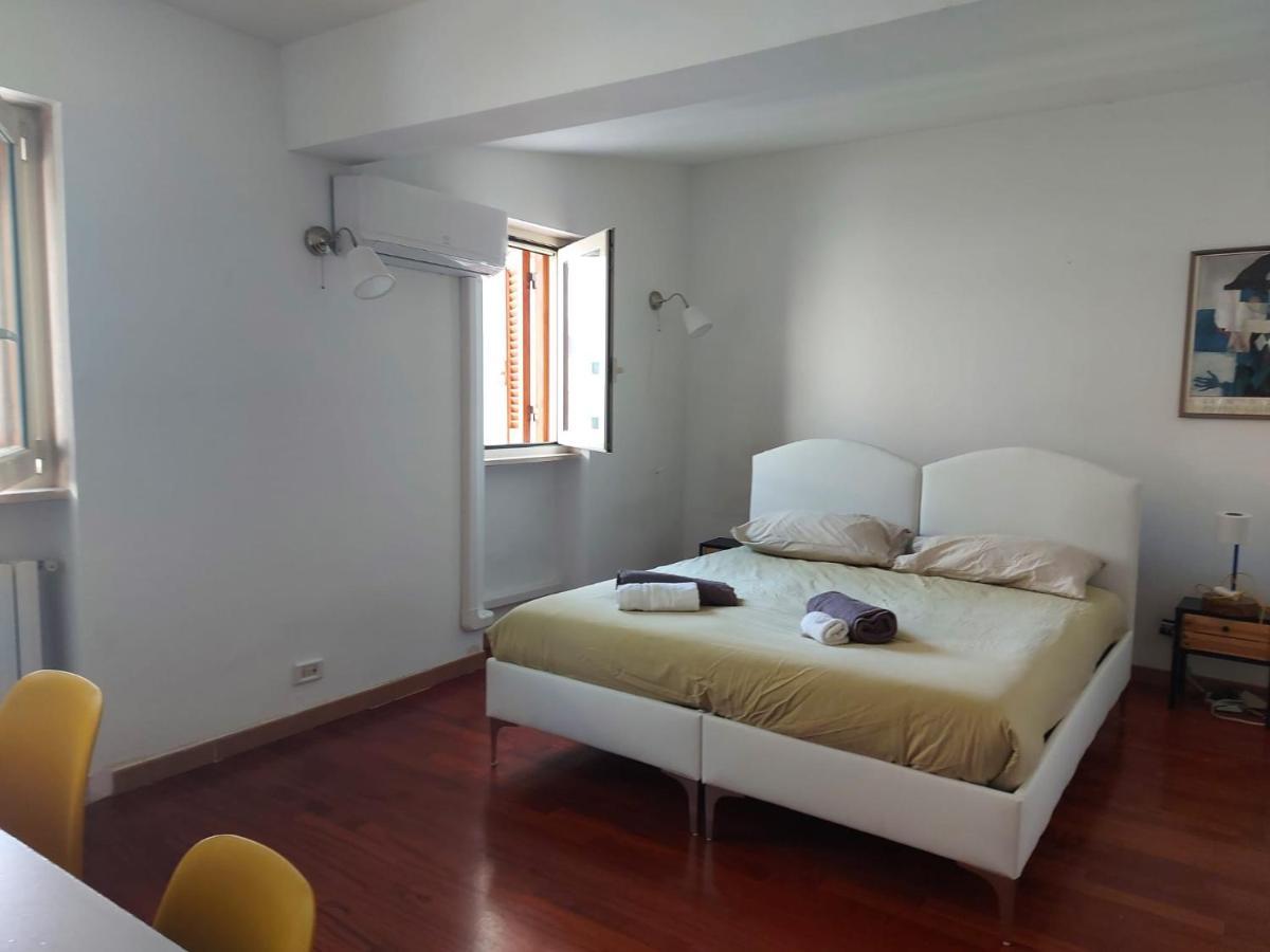 Benedetto Cairoli Guest House Bari Esterno foto