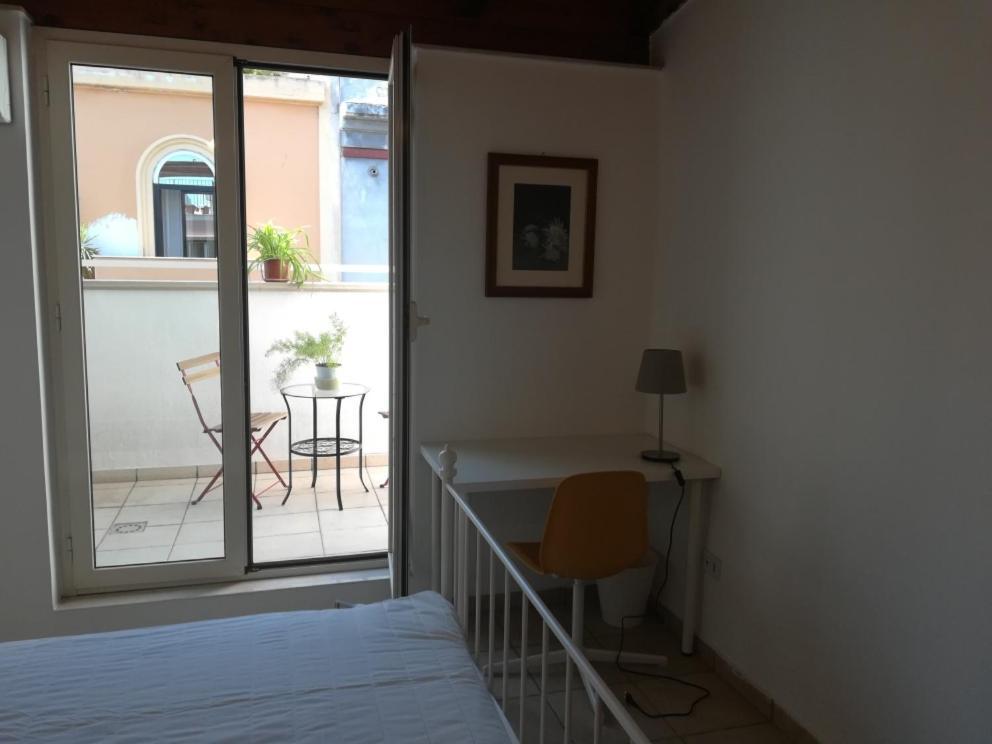 Benedetto Cairoli Guest House Bari Esterno foto